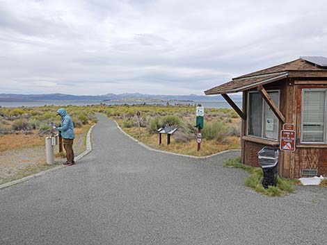 South Tufa Towers Trail