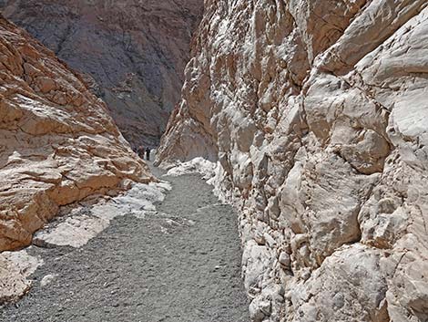 Mosaic Canyon