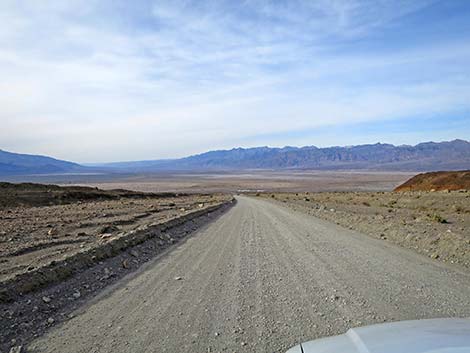 Mosaic Canyon Road